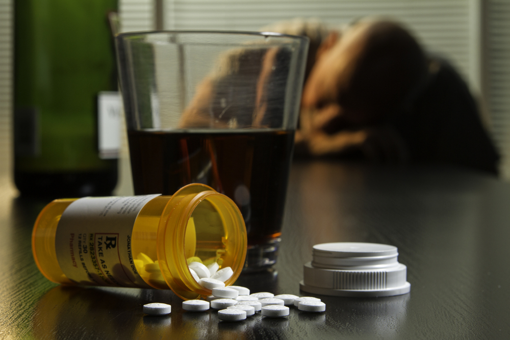Can You Drink Alcohol While Taking Antibiotics? Risks & Side Effects